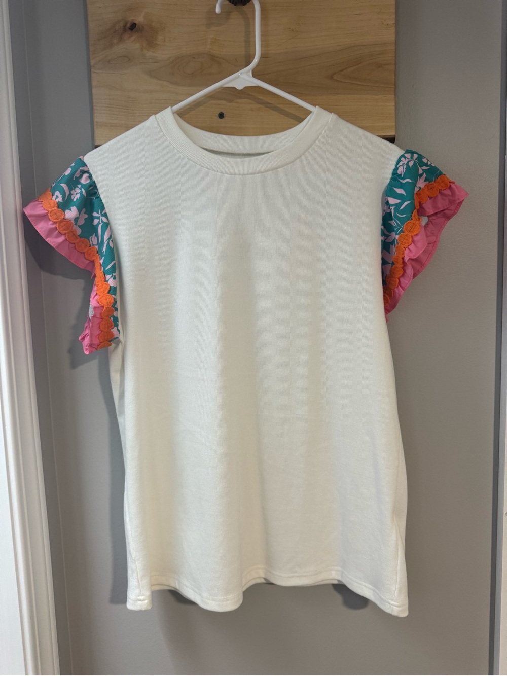 Women's Boutique Cream Knit Top with Floral Pink & Teal Ruffle Sleeves